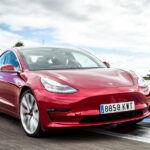 tesla model 3 rossa